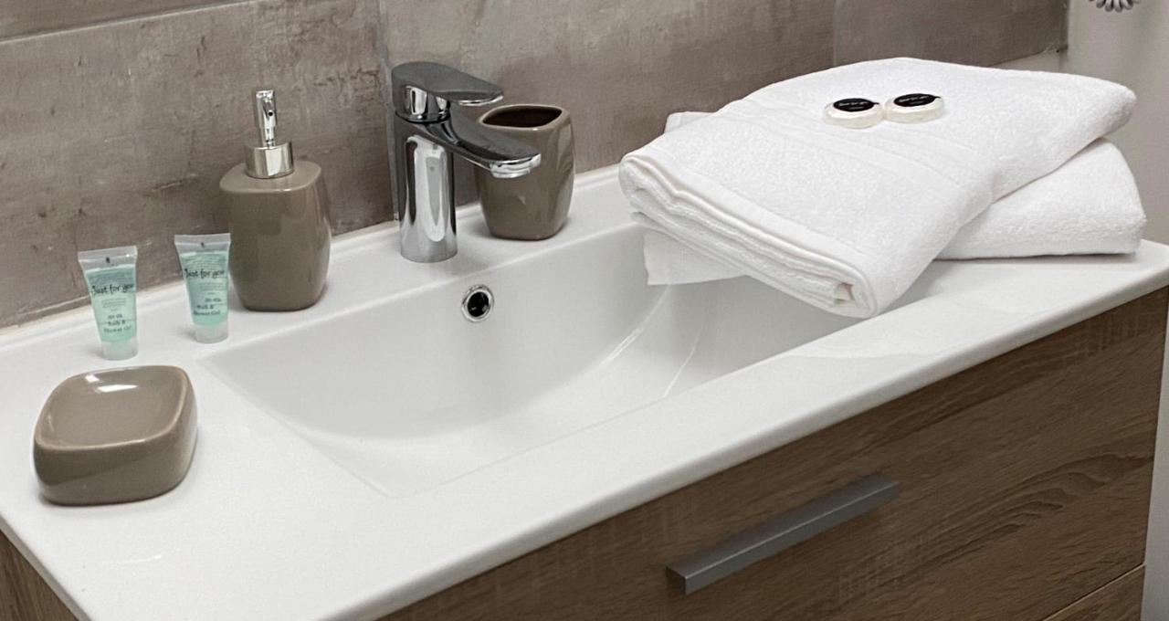 Spacieux T2, Residence Charles Trenet ナルボンヌ エクステリア 写真