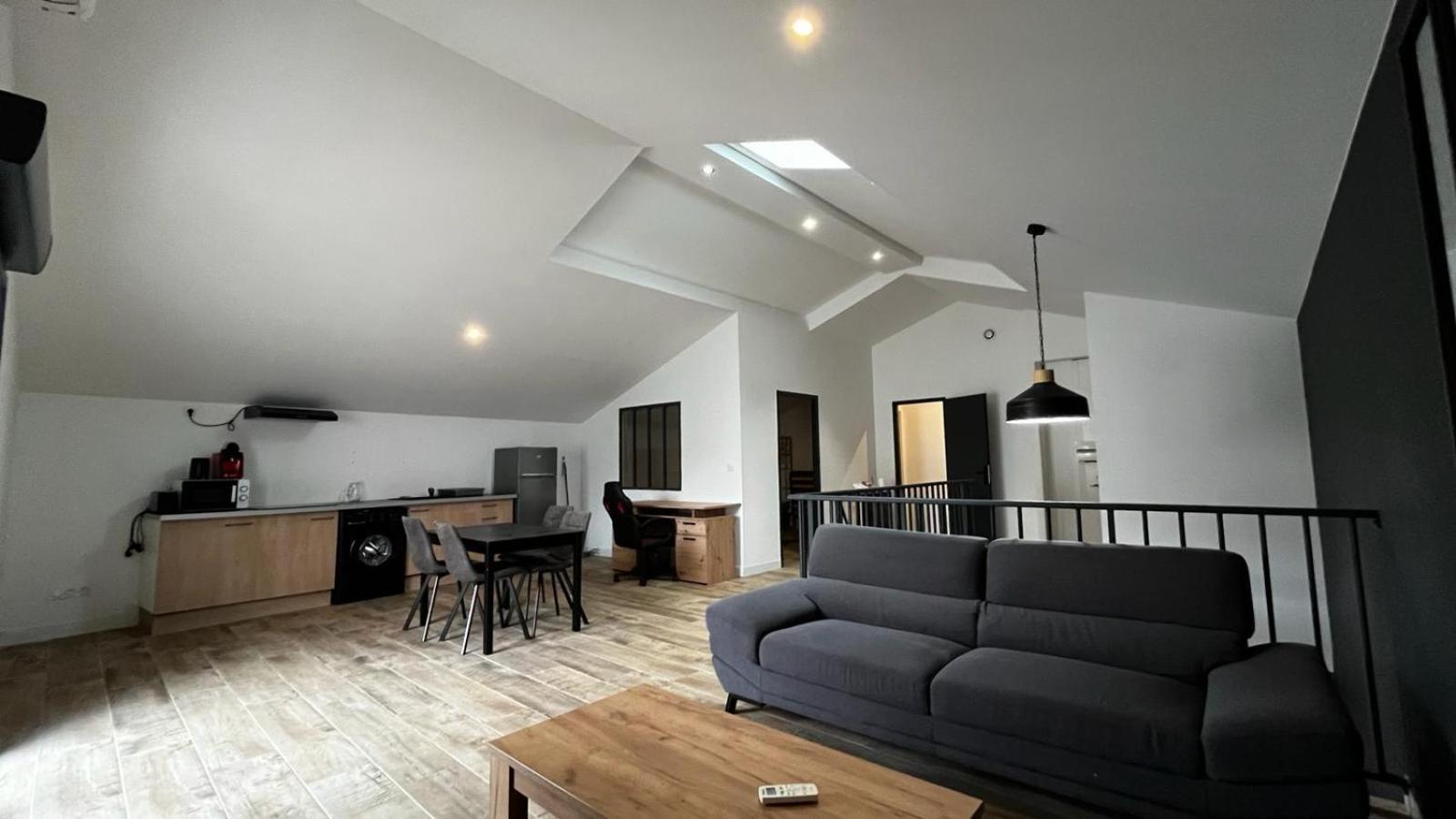 Spacieux T2, Residence Charles Trenet ナルボンヌ 部屋 写真