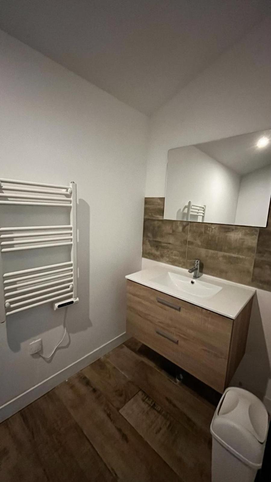 Spacieux T2, Residence Charles Trenet ナルボンヌ 部屋 写真